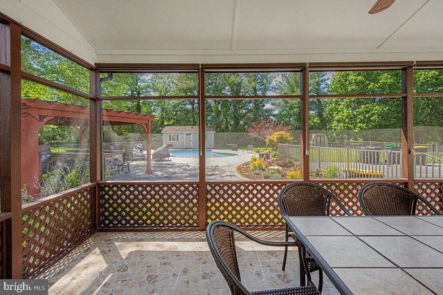 6 LOMBARDY DR, Wilmington, DE 19803