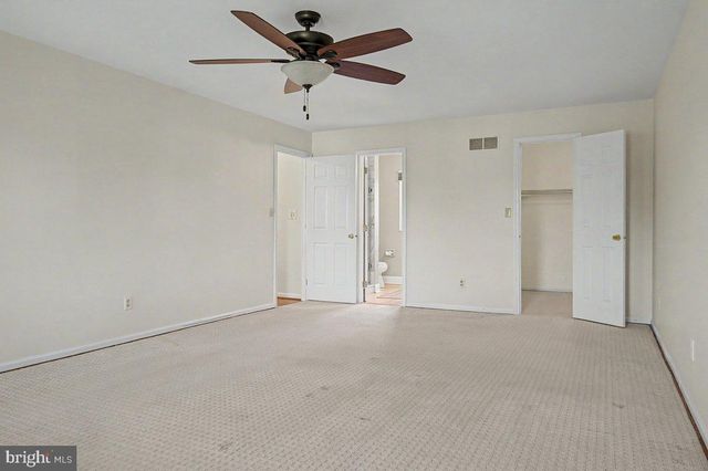 6 LOMBARDY DR, Wilmington, DE 19803