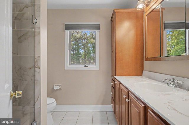 6 LOMBARDY DR, Wilmington, DE 19803