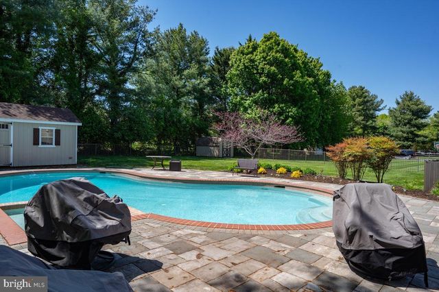 6 LOMBARDY DR, Wilmington, DE 19803