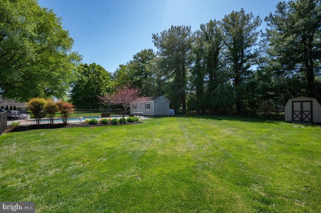6 LOMBARDY DR, Wilmington, DE 19803
