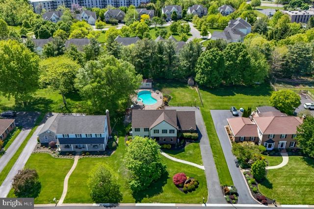 6 LOMBARDY DR, Wilmington, DE 19803