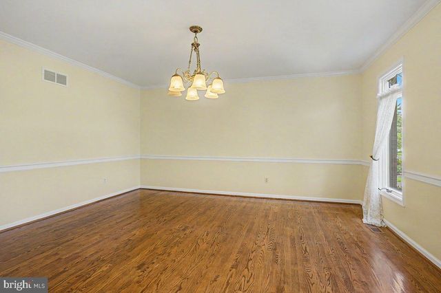 6 LOMBARDY DR, Wilmington, DE 19803