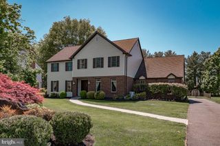 6 LOMBARDY DR, Wilmington, DE 19803