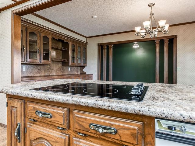 8600 Towering Oaks, Noble, OK 73068