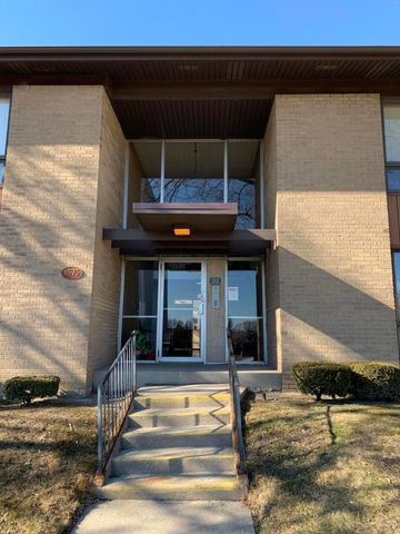 1575 Cherboneau Place 61, Detroit, MI 48207