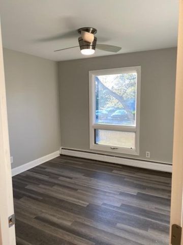 1575 Cherboneau Place 61, Detroit, MI 48207