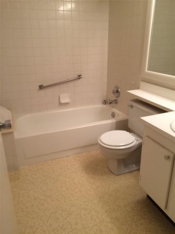 209 Foxtail Drive D-3, Greenacres, FL 33415