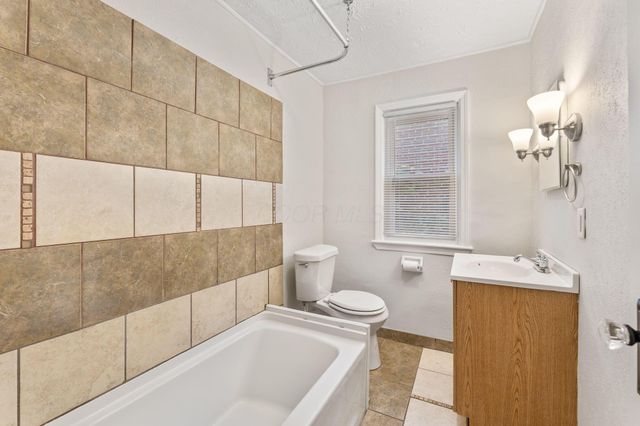 991 Lilley Avenue, Columbus, OH 43206