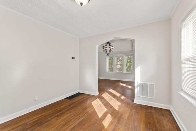 991 Lilley Avenue, Columbus, OH 43206