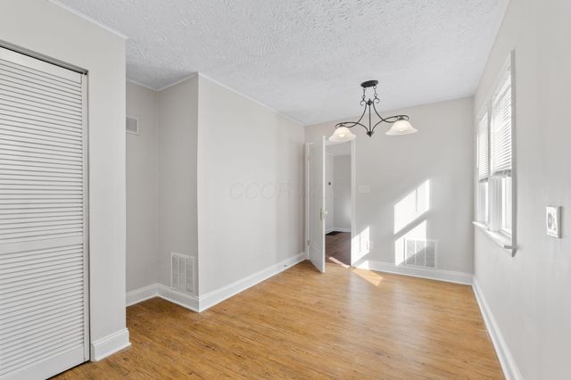 991 Lilley Avenue, Columbus, OH 43206