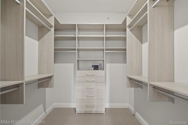 7477 Gramercy Circle 17, West Bloomfield Charter Township, MI 48322