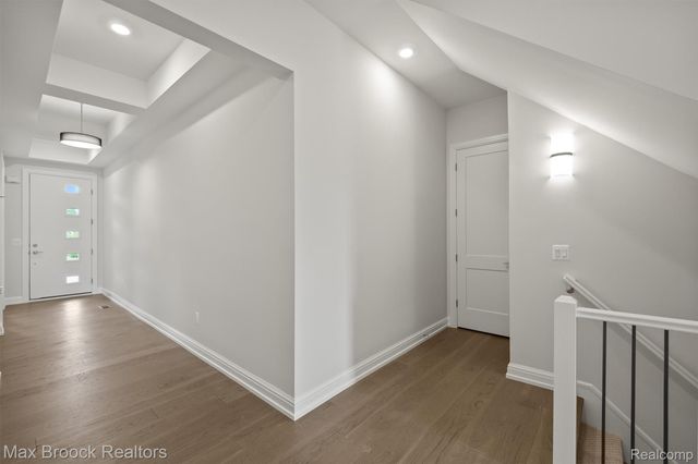 7477 Gramercy Circle 17, West Bloomfield Charter Township, MI 48322