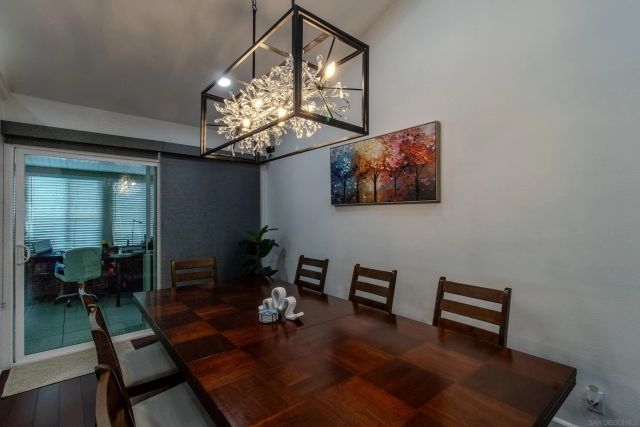 619 S Midway Dr, Escondido, CA 92027