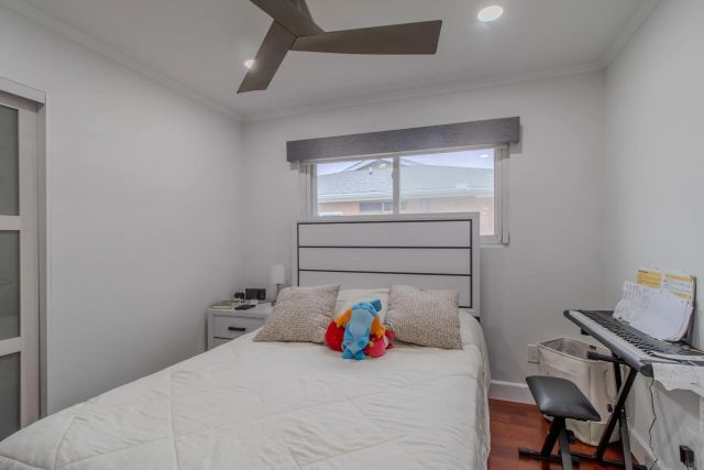 619 S Midway Dr, Escondido, CA 92027