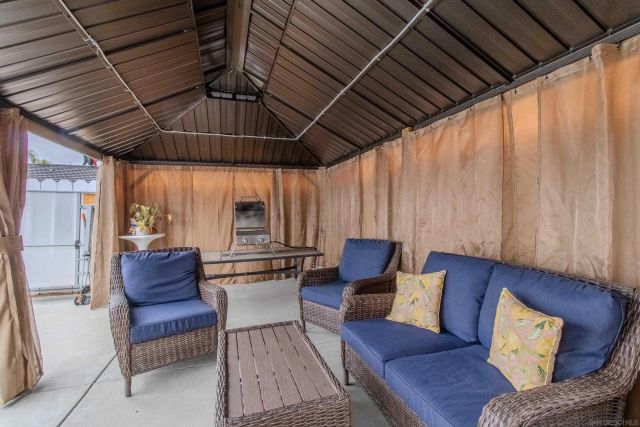 619 S Midway Dr, Escondido, CA 92027