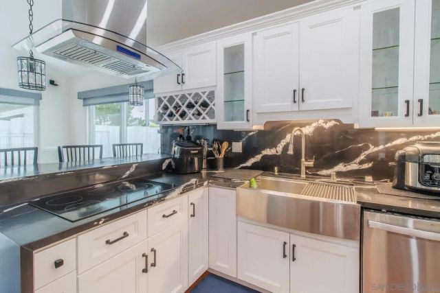 619 S Midway Dr, Escondido, CA 92027