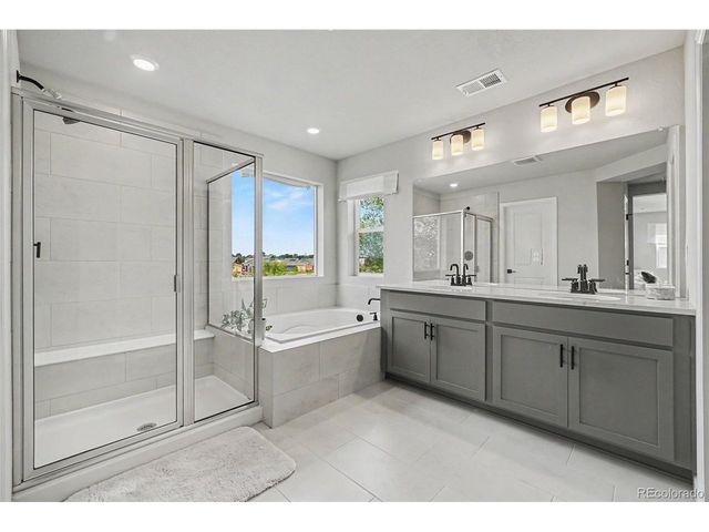 2941 S Flat Cir, Longmont, CO 80503