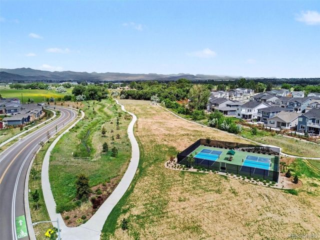 2941 S Flat Cir, Longmont, CO 80503