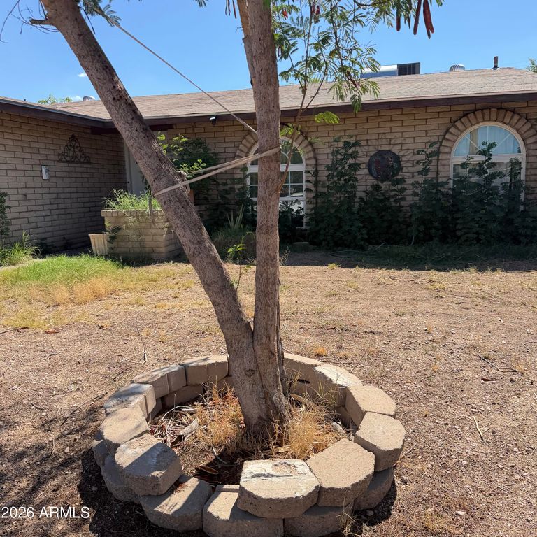 5604 N 48th Lane, Glendale, AZ 85301 — exterior
