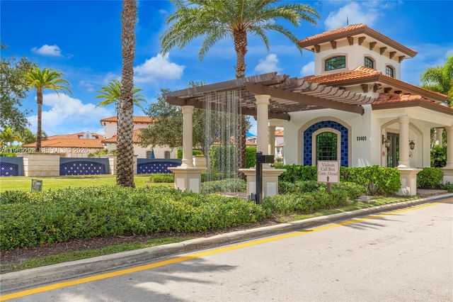 11524 SW 16th St, Pembroke Pines, FL 33025