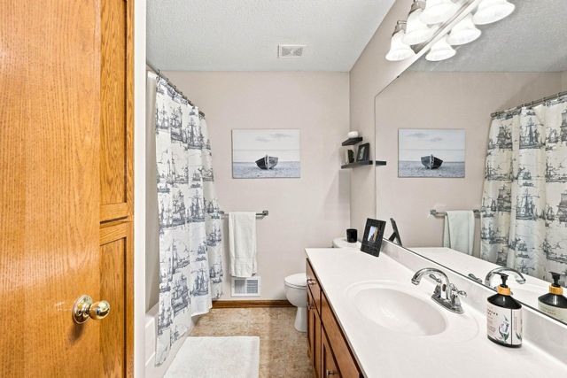 9195 Prairie Street, Elko New Market, MN 55020