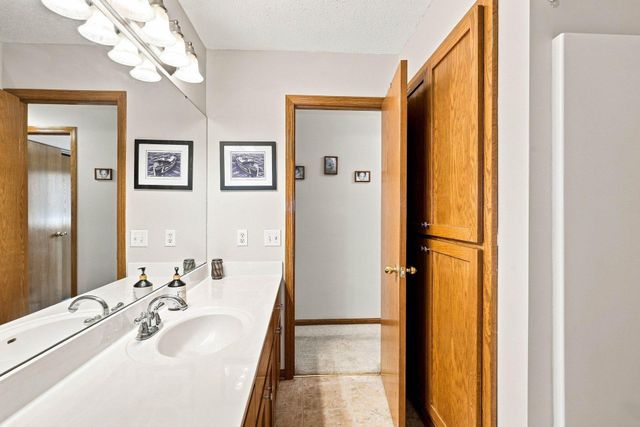9195 Prairie Street, Elko New Market, MN 55020