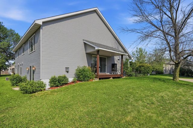9195 Prairie Street, Elko New Market, MN 55020