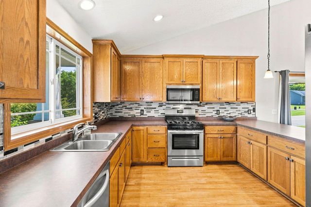 9195 Prairie Street, Elko New Market, MN 55020