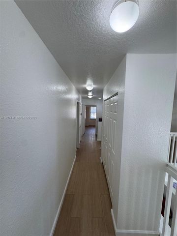 4950 Pelican Mnr, Coconut Creek, FL 33073