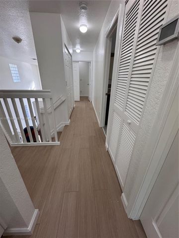 4950 Pelican Mnr, Coconut Creek, FL 33073