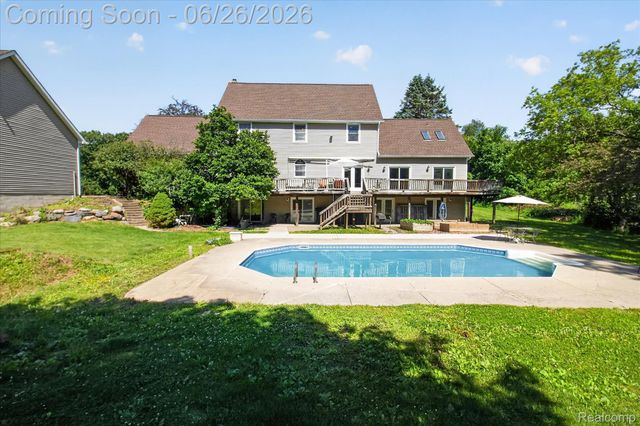 8114 Chilson Road, Hamburg Township, MI 48169