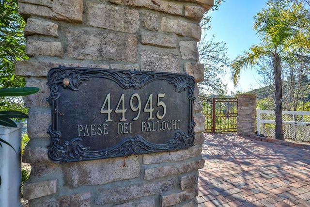 44945 Palladian Ct, Temecula, CA 92590