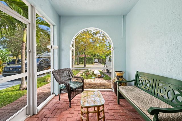 703 SW 16TH Court 703, Fort Lauderdale, FL 33315