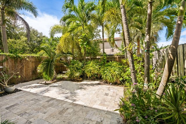 703 SW 16TH Court 703, Fort Lauderdale, FL 33315
