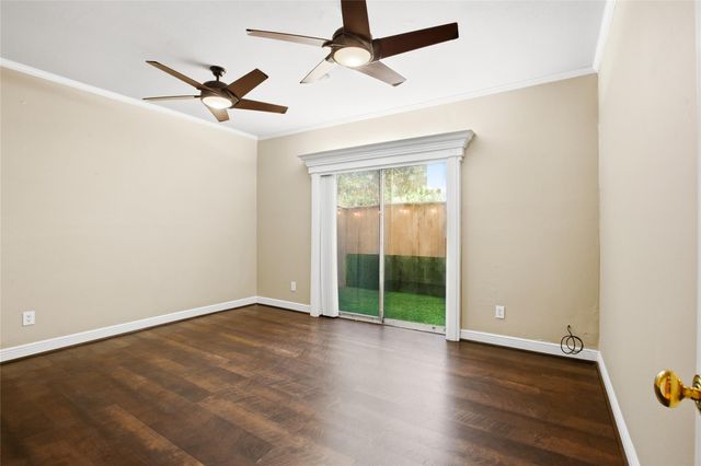 2100 Tanglewilde Street 537, Houston, TX 77063