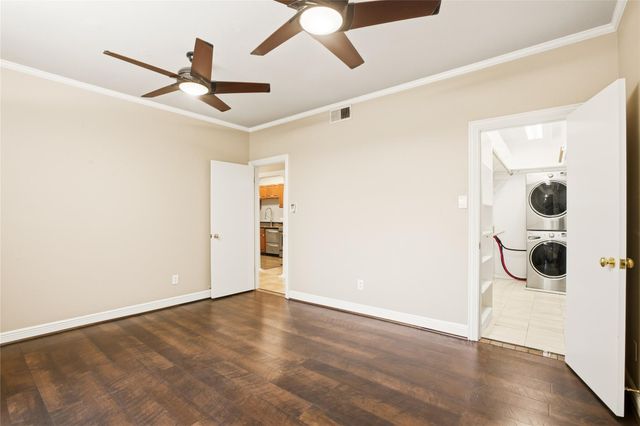 2100 Tanglewilde Street 537, Houston, TX 77063