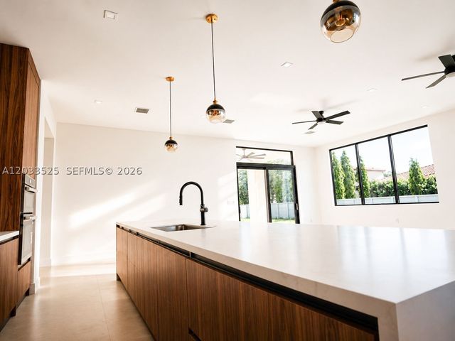 13023 Davie Oaks Dr 0, Davie, FL 33325