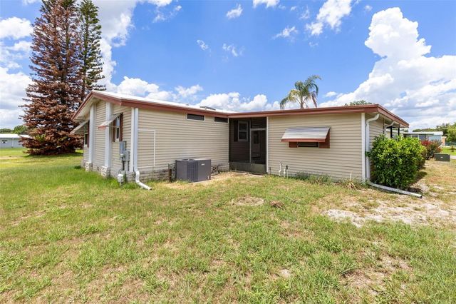3217 RAINBOW ROAD, Tavares, FL 32778
