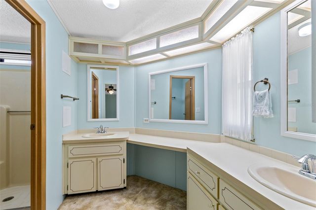 3217 RAINBOW ROAD, Tavares, FL 32778
