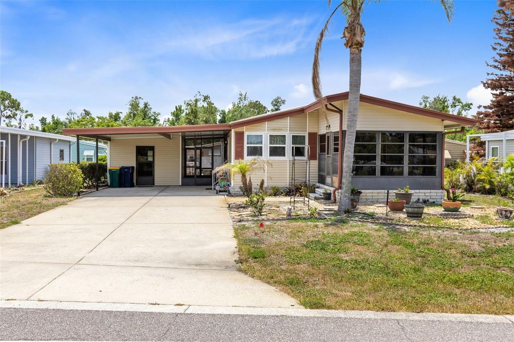 3217 RAINBOW ROAD, Tavares, FL 32778