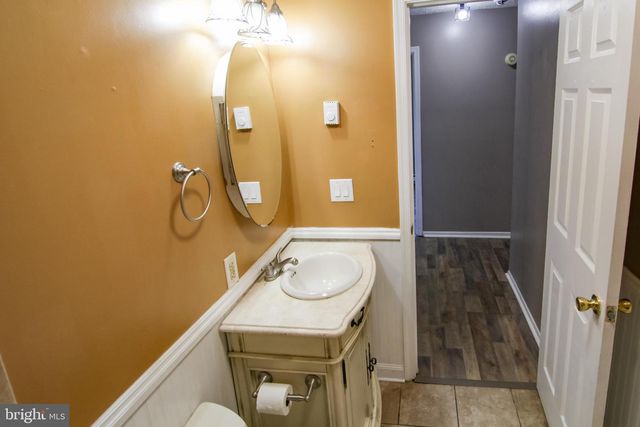 147 LARIAT DR, Kearneysville, WV 25430