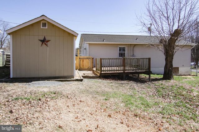 147 LARIAT DR, Kearneysville, WV 25430