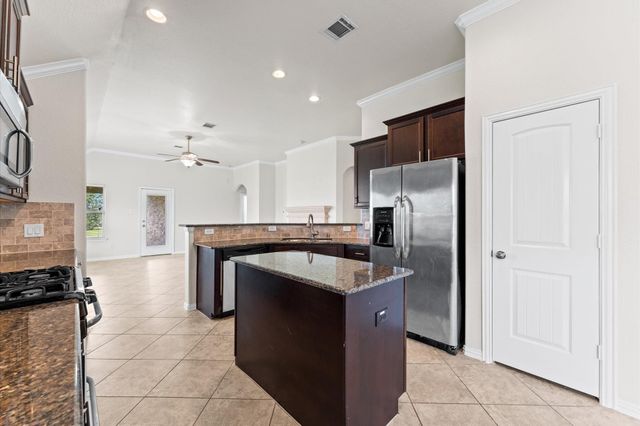 2043 Plum Rose Lane, Richmond, TX 77469