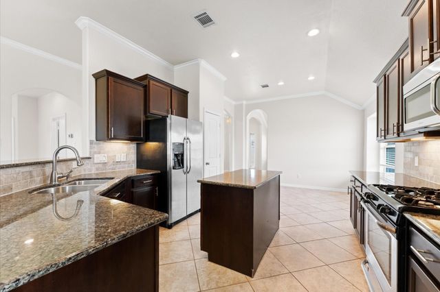 2043 Plum Rose Lane, Richmond, TX 77469