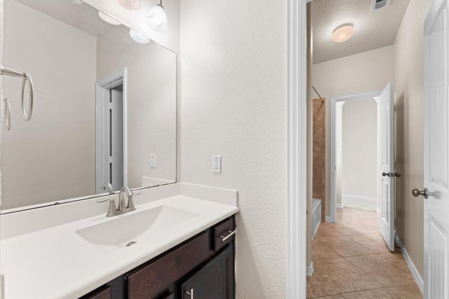 2043 Plum Rose Lane, Richmond, TX 77469