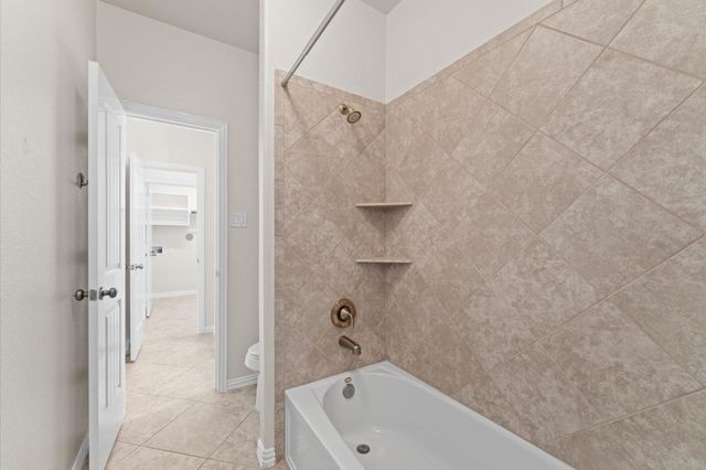 2043 Plum Rose Lane, Richmond, TX 77469