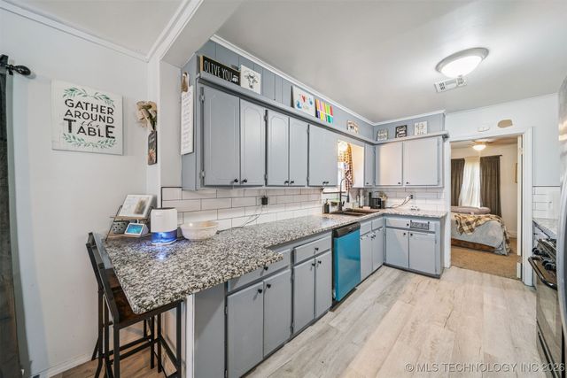 4639 S 32nd West Avenue, Tulsa, OK 74107