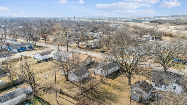 4639 S 32nd West Avenue, Tulsa, OK 74107