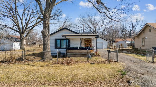 4639 S 32nd West Avenue, Tulsa, OK 74107